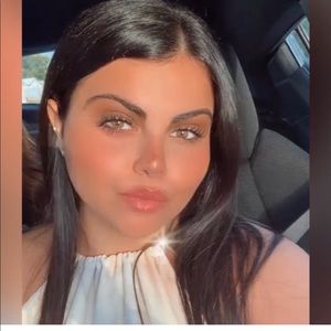 Meet your Posher, Lynn